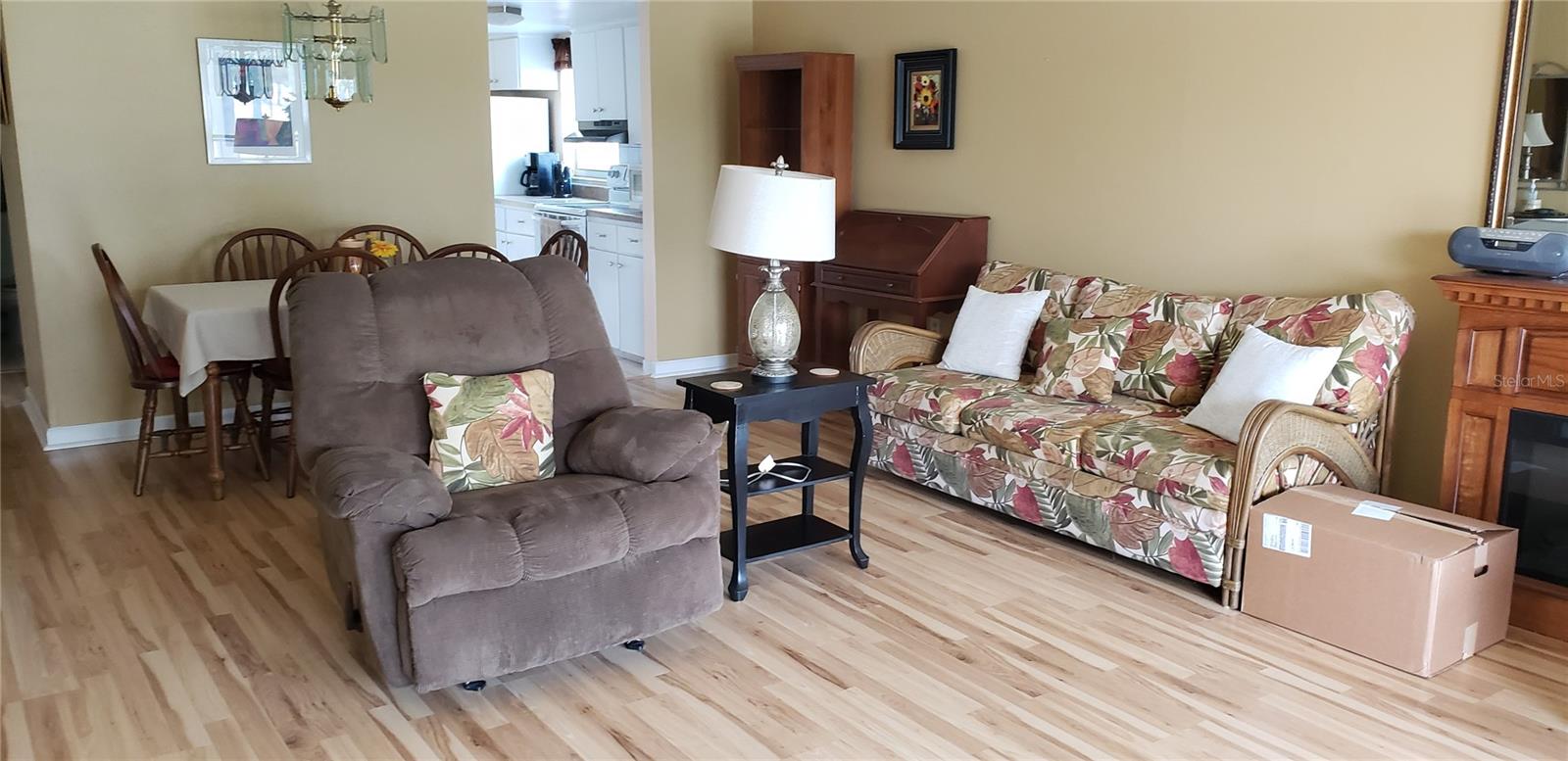 Image 2 of 28 For 7701 Starkey Road 102