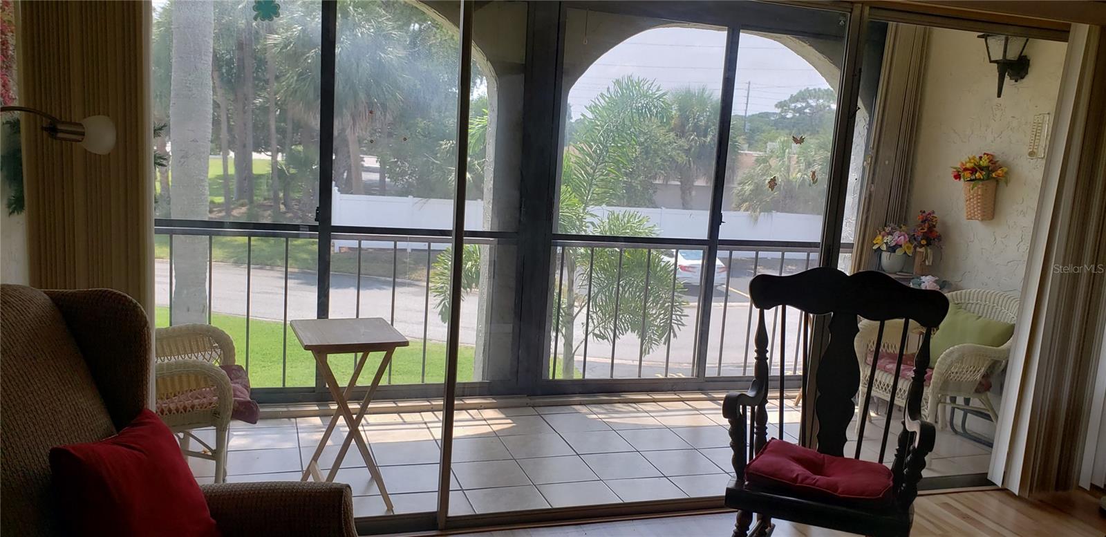 Image 4 of 28 For 7701 Starkey Road 102