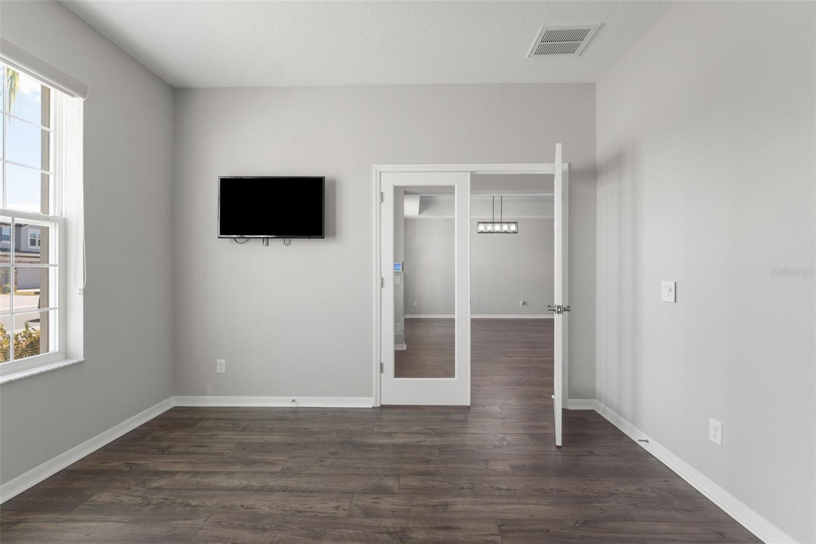 Image 20 of 97 For 19324 Eagle Creek Lane Lane