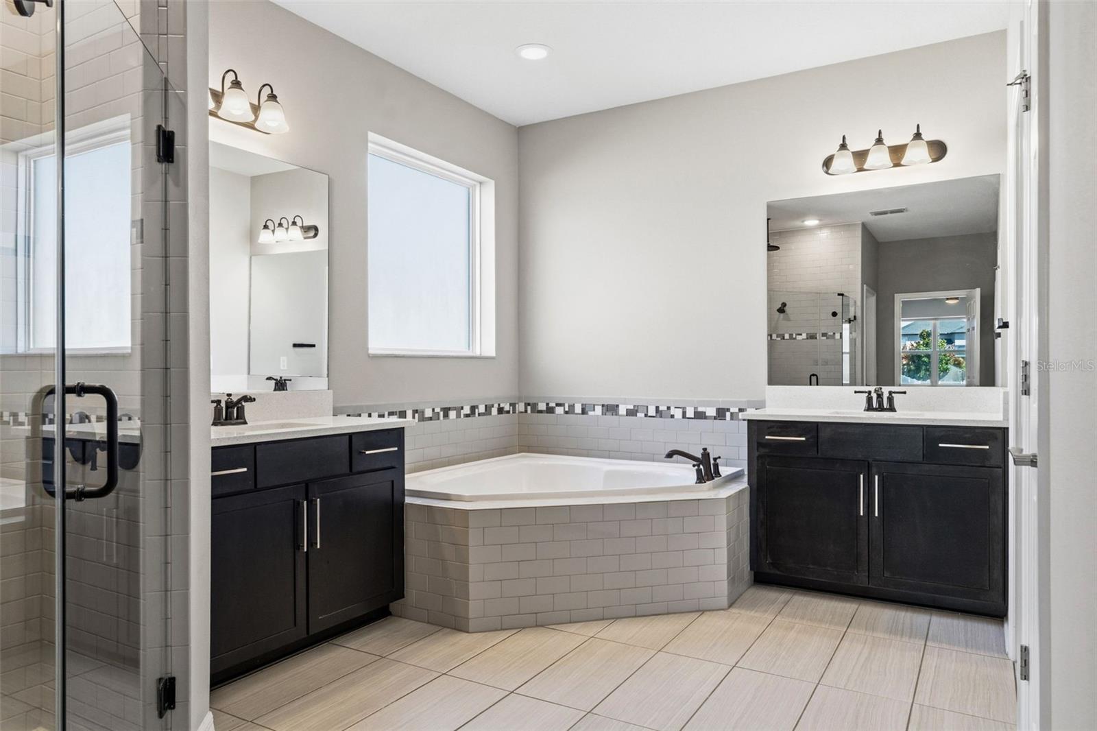 Image 40 of 97 For 19324 Eagle Creek Lane Lane