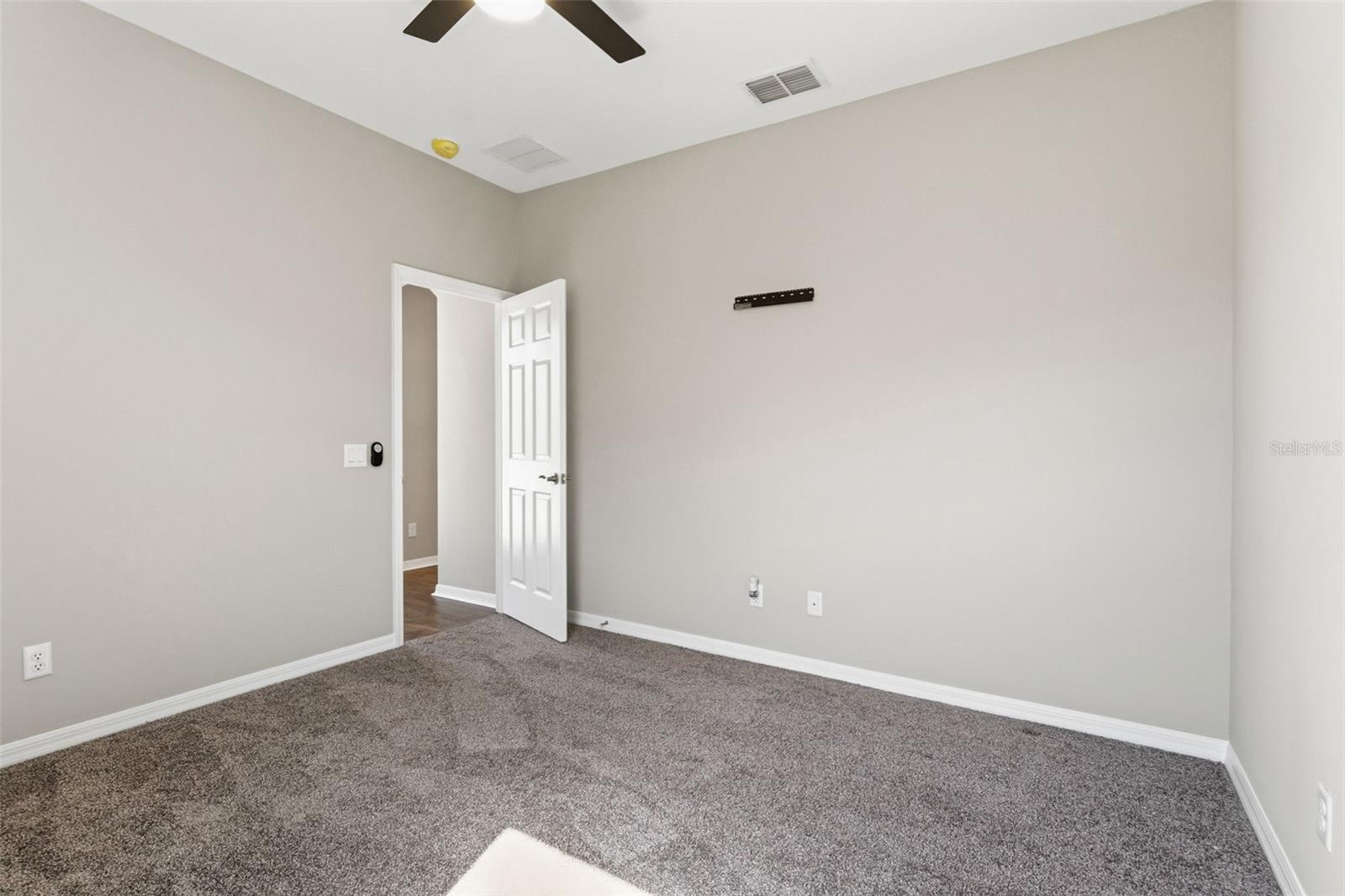 Image 58 of 97 For 19324 Eagle Creek Lane Lane