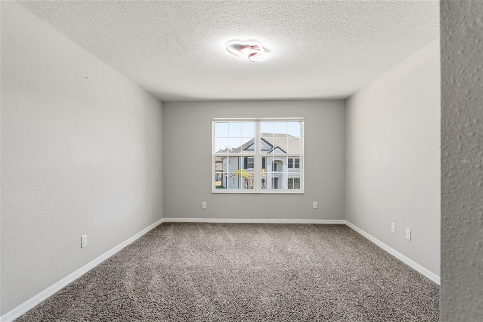 Image 61 of 97 For 19324 Eagle Creek Lane Lane