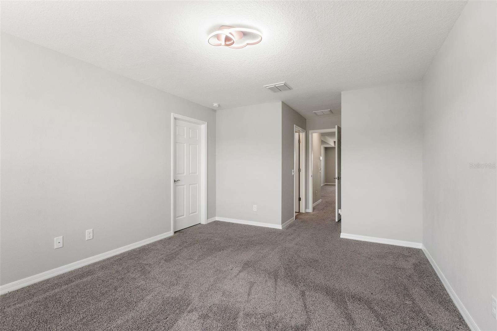 Image 65 of 97 For 19324 Eagle Creek Lane Lane