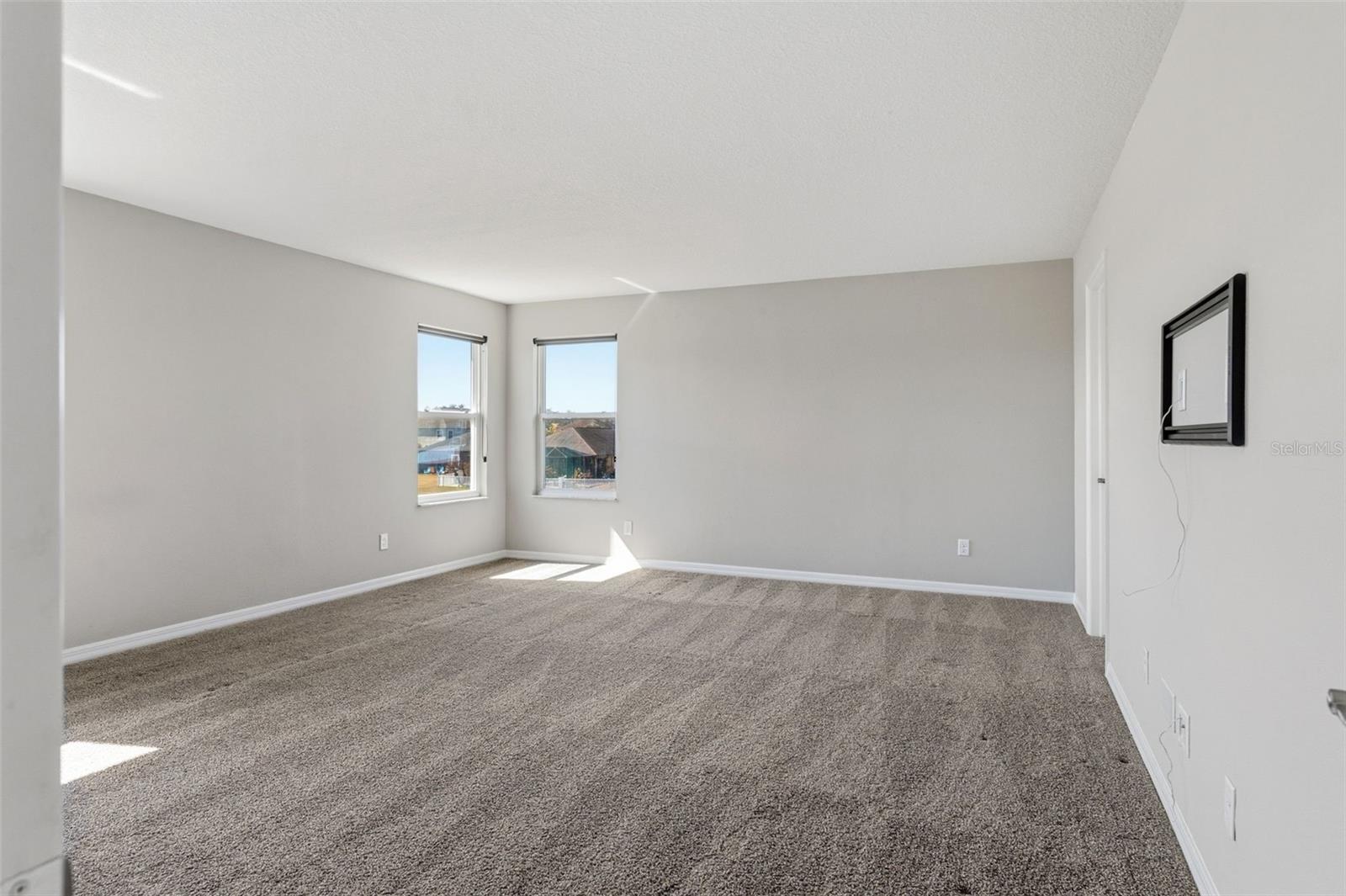 Image 67 of 97 For 19324 Eagle Creek Lane Lane