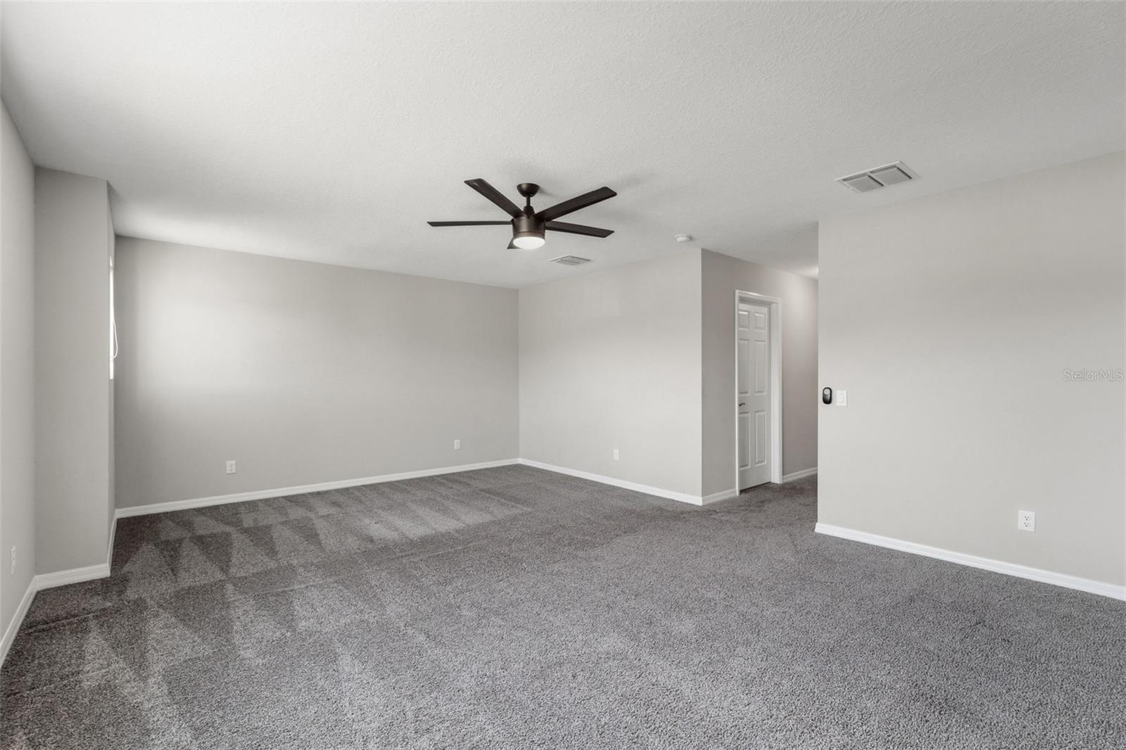 Image 76 of 97 For 19324 Eagle Creek Lane Lane