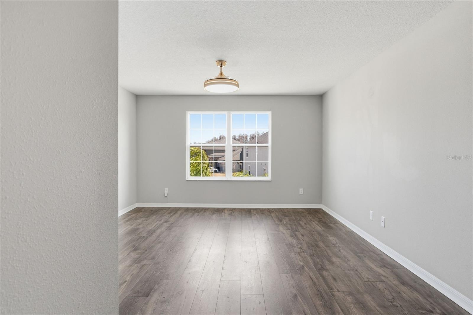 Image 79 of 97 For 19324 Eagle Creek Lane Lane