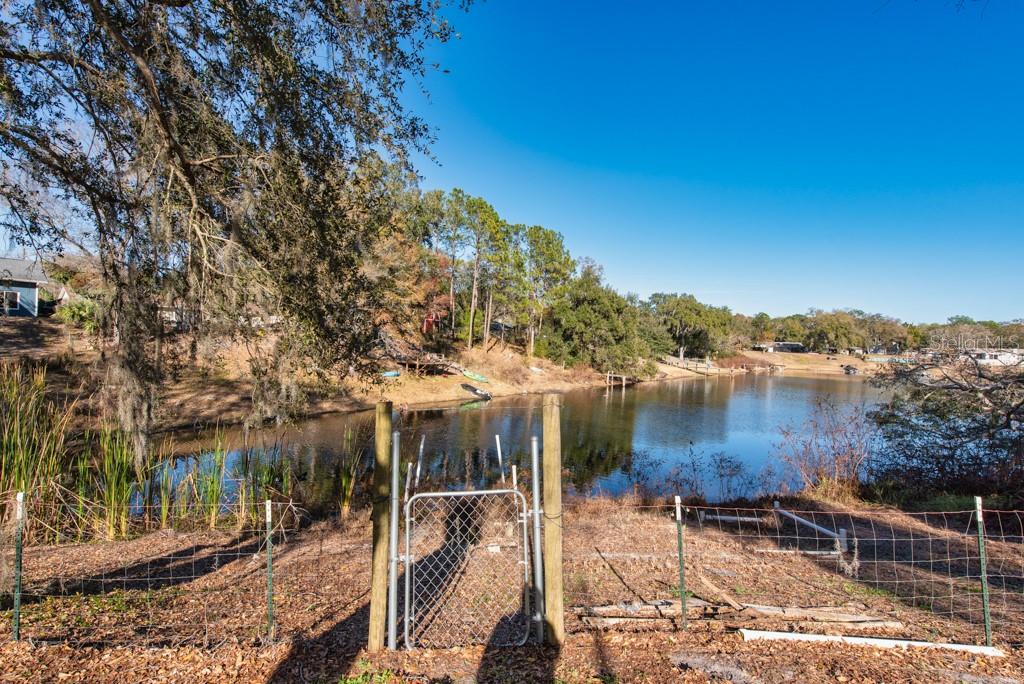 Listing photo id 31 for 16123 Lake Burrell Drive