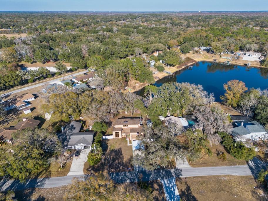 Listing photo id 36 for 16123 Lake Burrell Drive