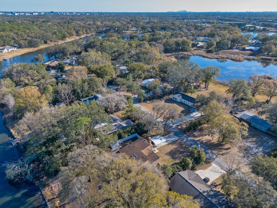 Listing photo id 38 for 16123 Lake Burrell Drive