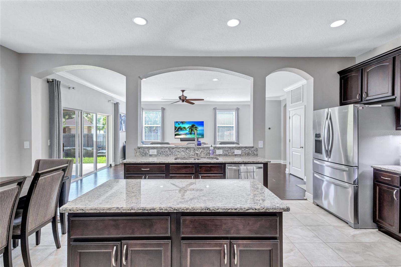 Image 14 of 52 For 3412 Cass Street