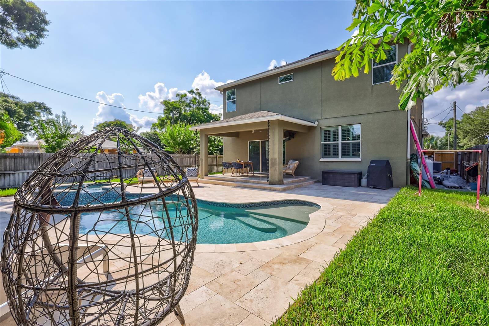 Image 23 of 52 For 3412 Cass Street