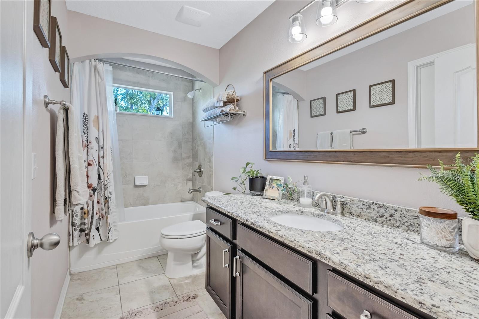 Image 43 of 52 For 3412 Cass Street