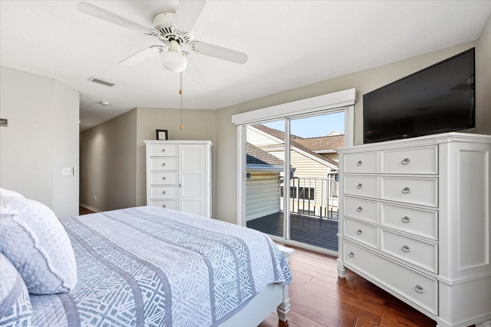 Image 30 of 61 For 1050 Starkey Road 2301