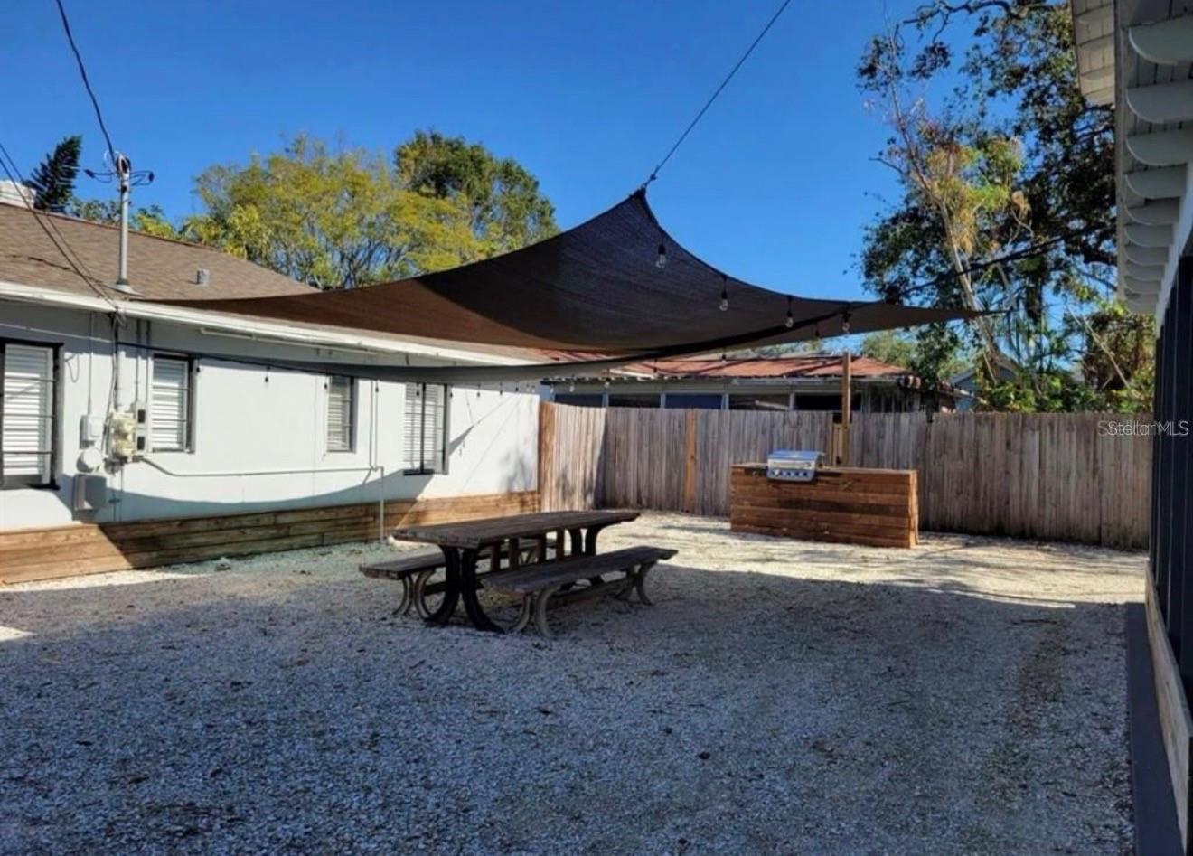 Image 3 of 13 For 330 20th Avenue S