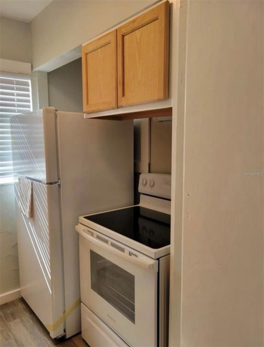 Image 5 of 13 For 330 20th Avenue S