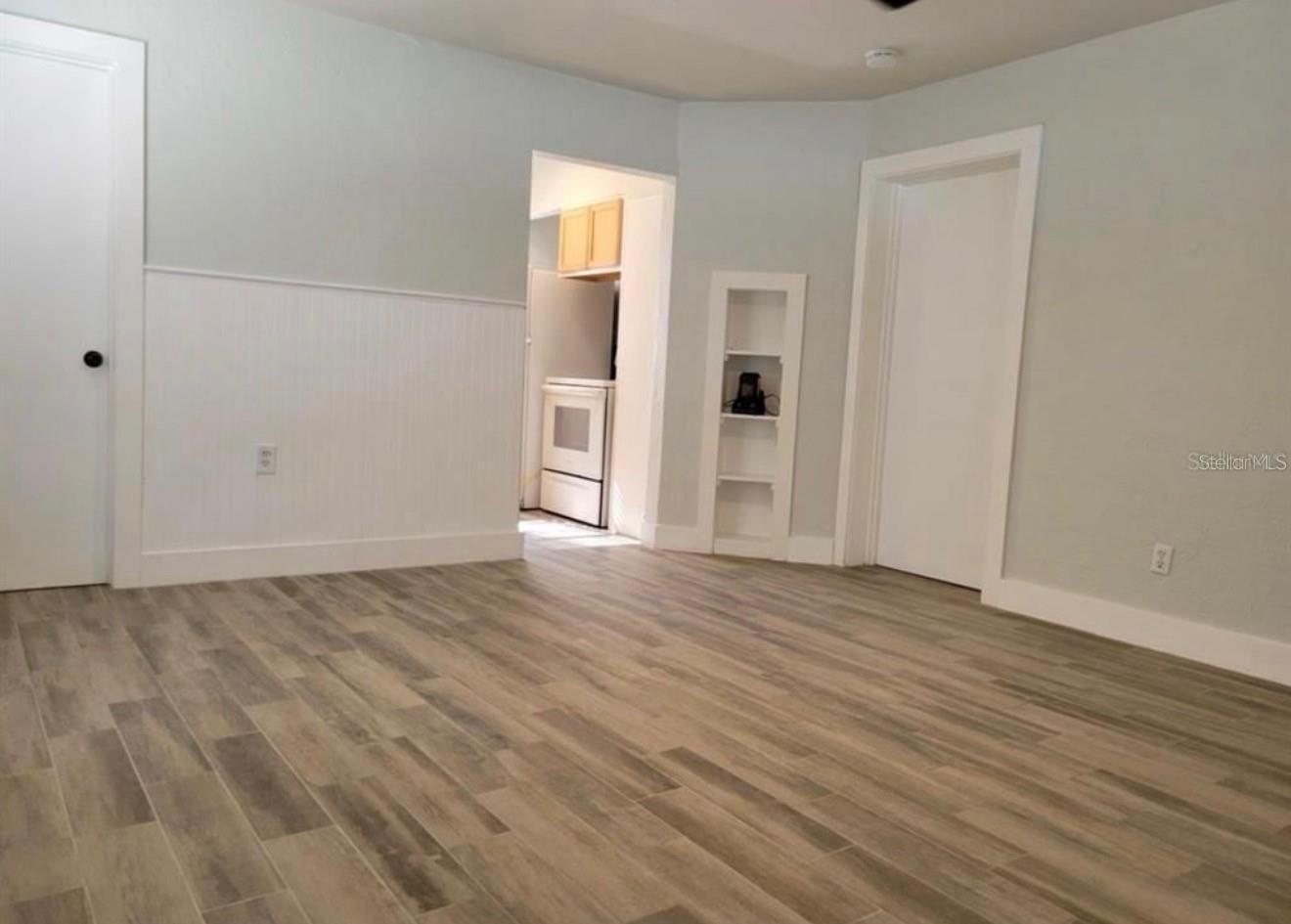 Image 9 of 13 For 330 20th Avenue S