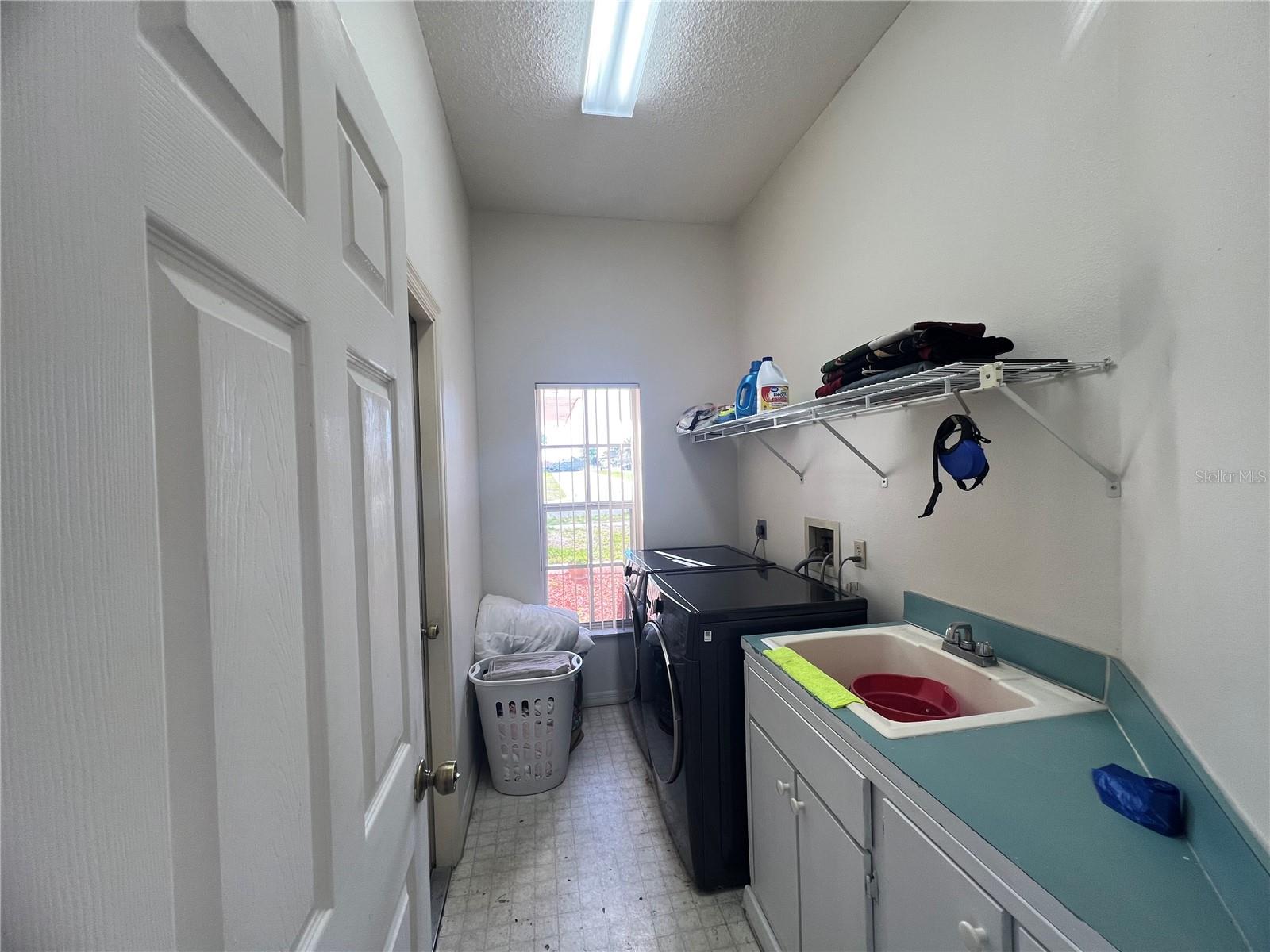 Listing photo id 33 for 14189 Cornewall Lane