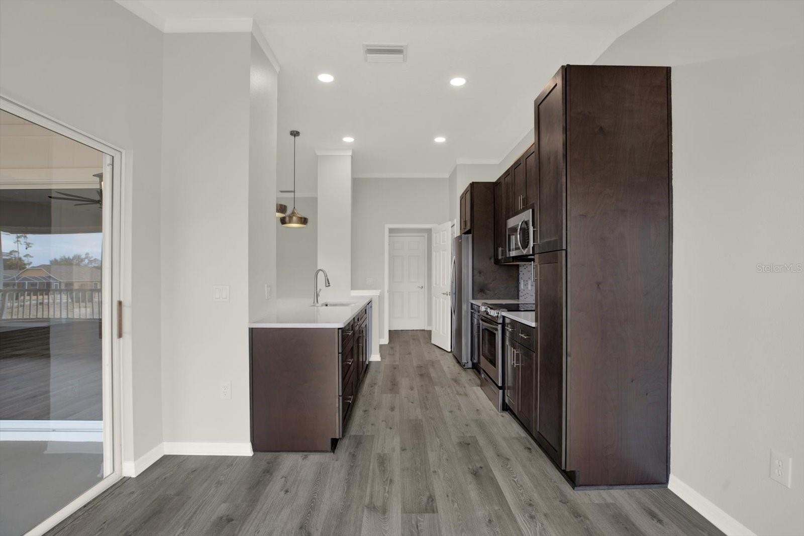 Image 19 of 68 For 11013 Torrey Pines Court