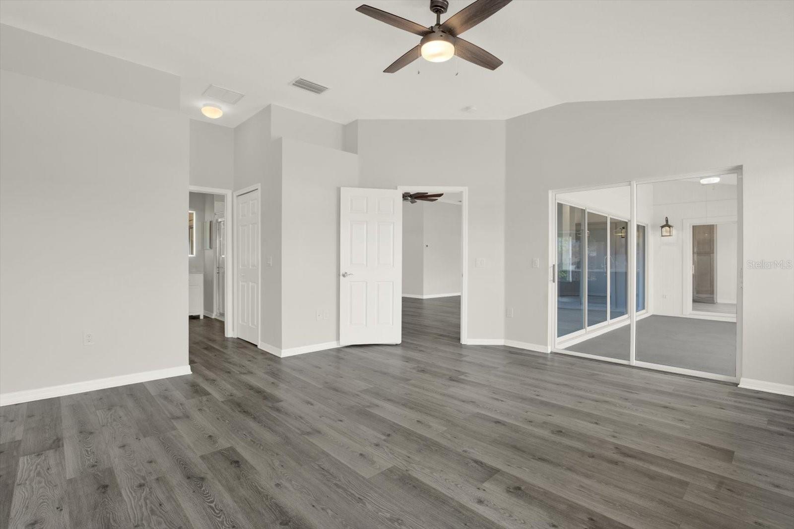 Image 25 of 68 For 11013 Torrey Pines Court