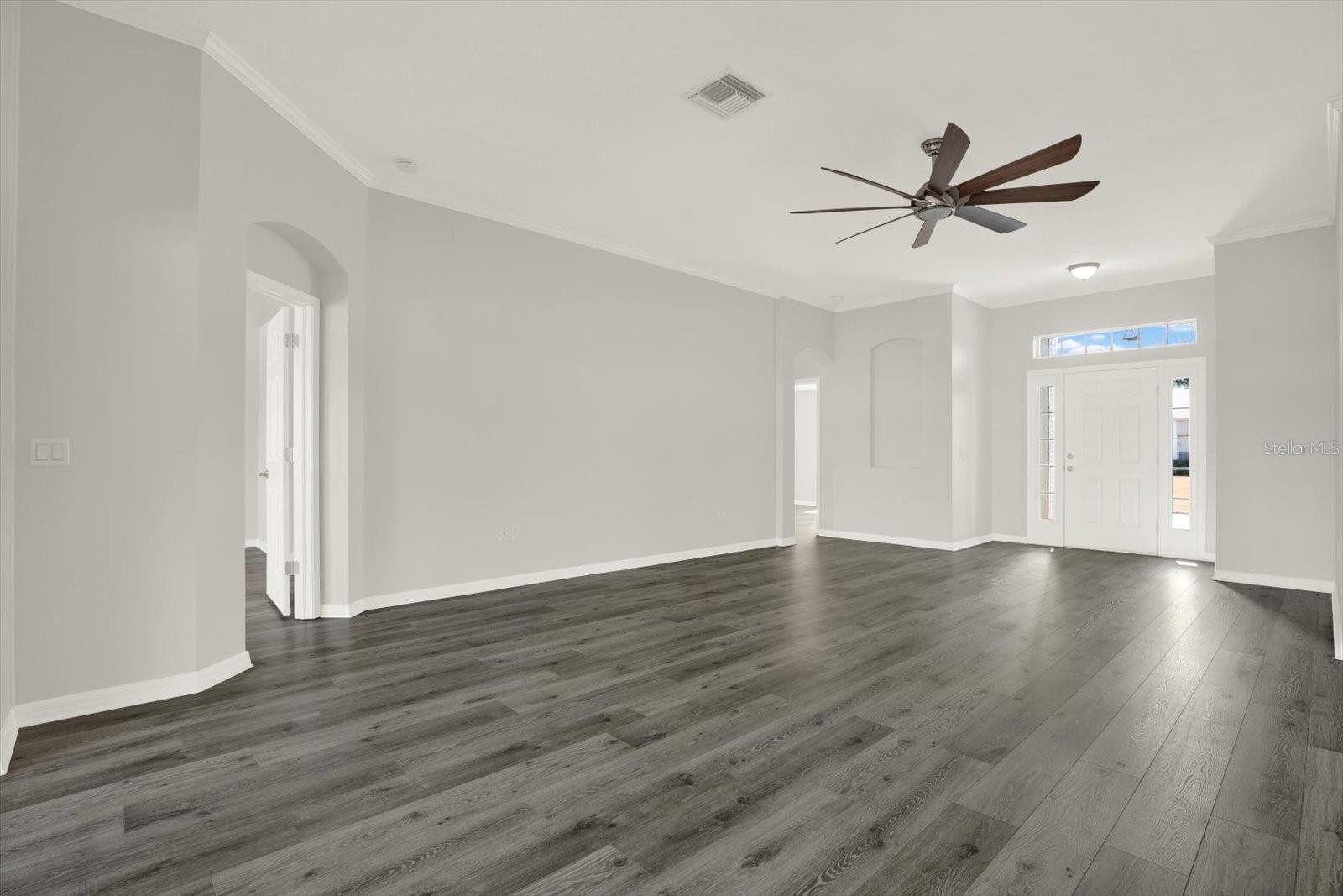 Image 7 of 68 For 11013 Torrey Pines Court