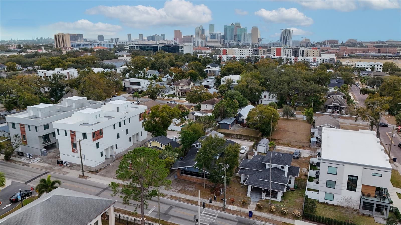 Listing photo id 33 for 316 Columbus Drive