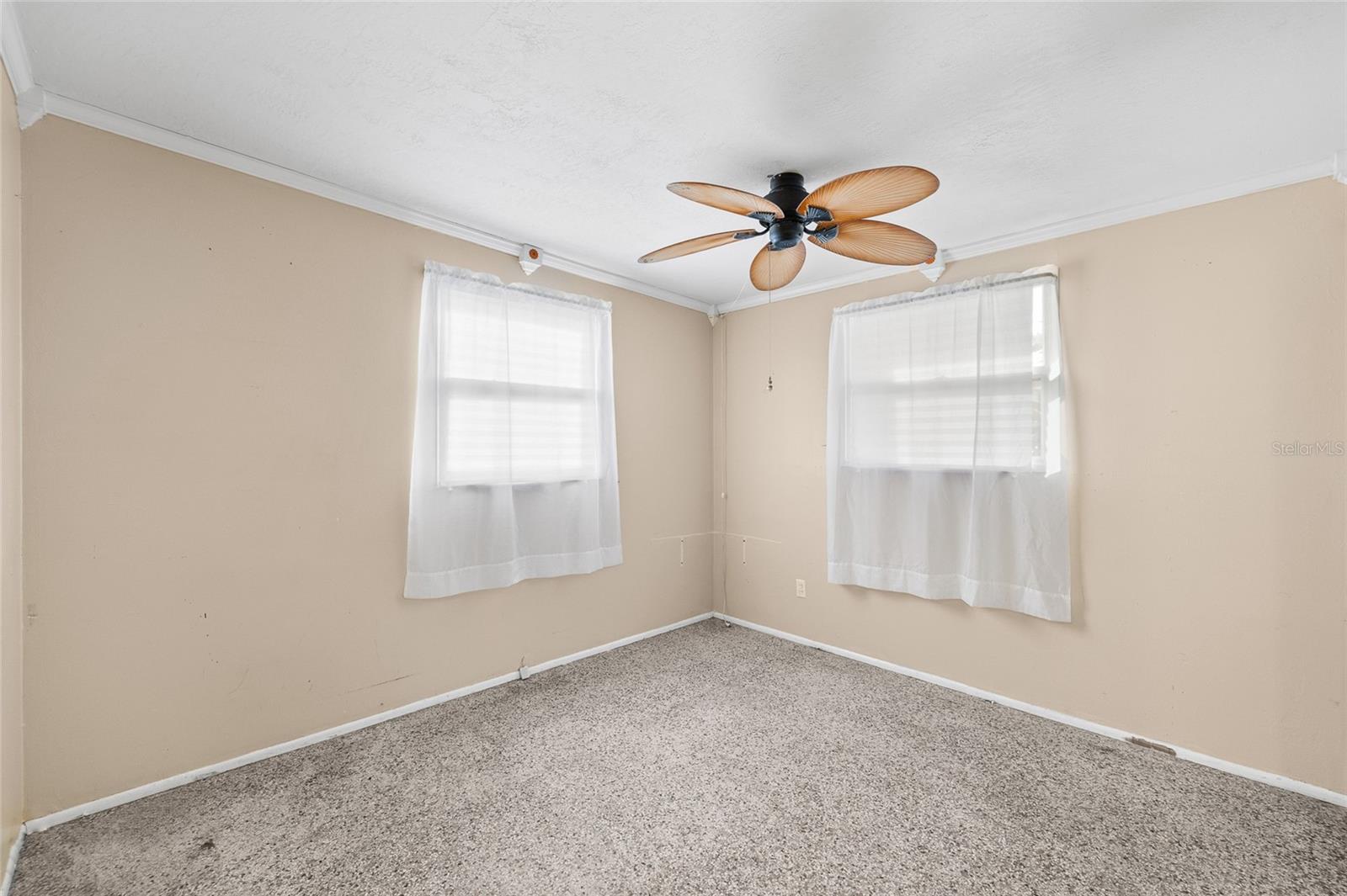 Image 18 of 29 For 10473 113th Avenue