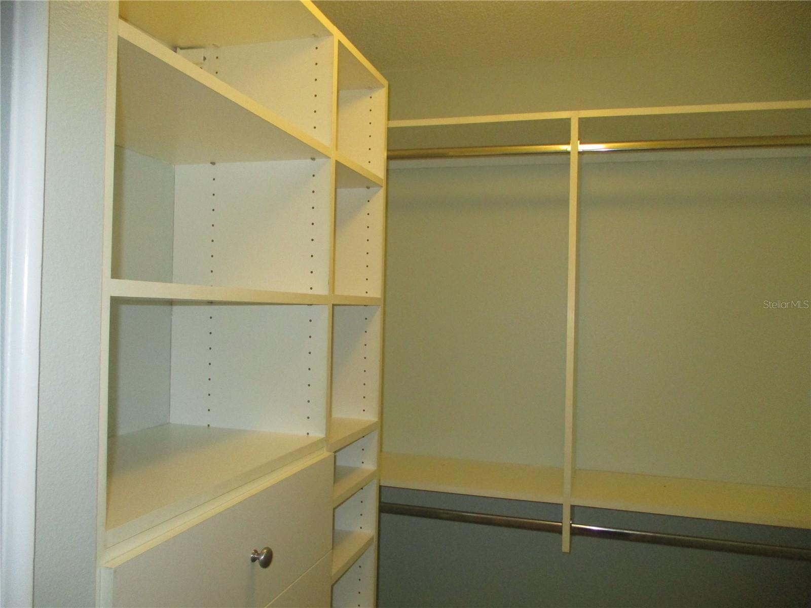 Image 13 of 21 For 2405 Nantucket Glen Place