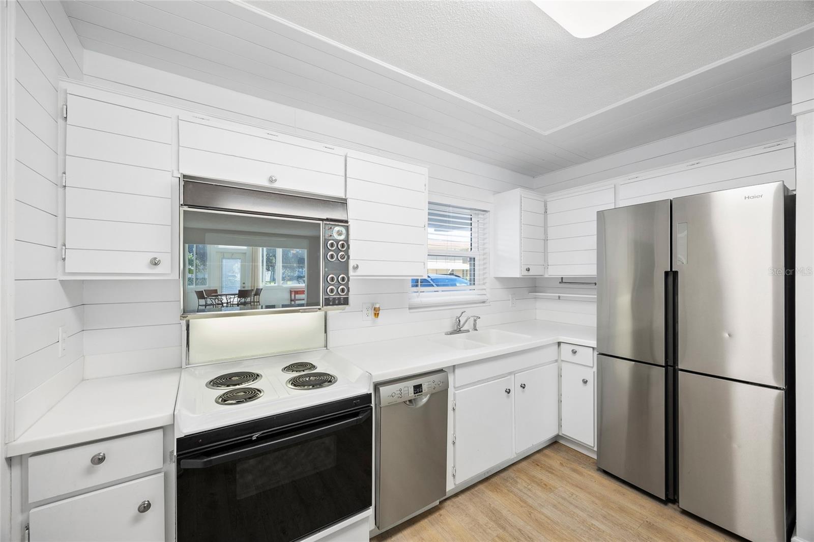 Image 10 of 34 For 9950 47th Avenue N 104