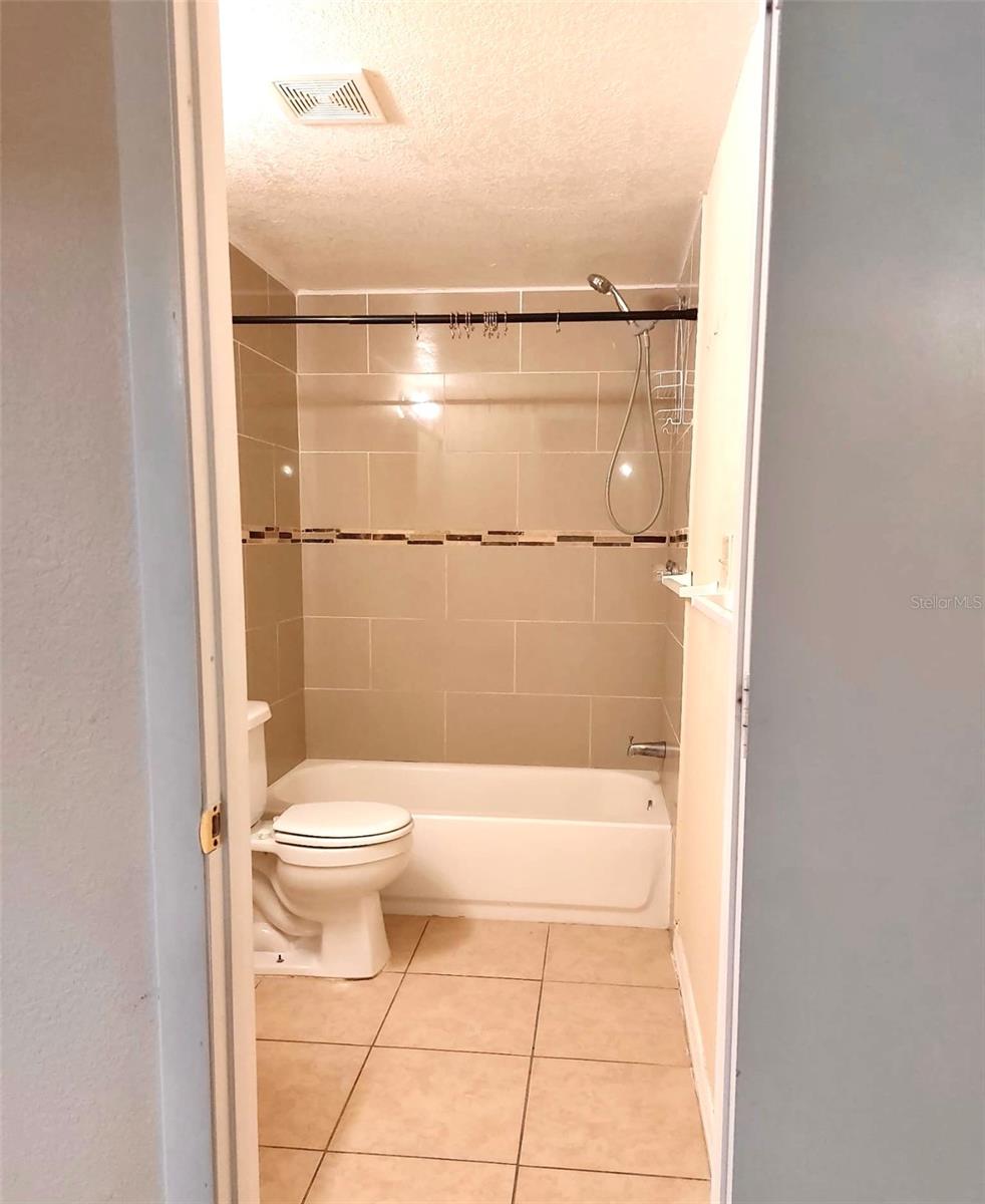 Image 24 of 41 For 2136 Rambla Street