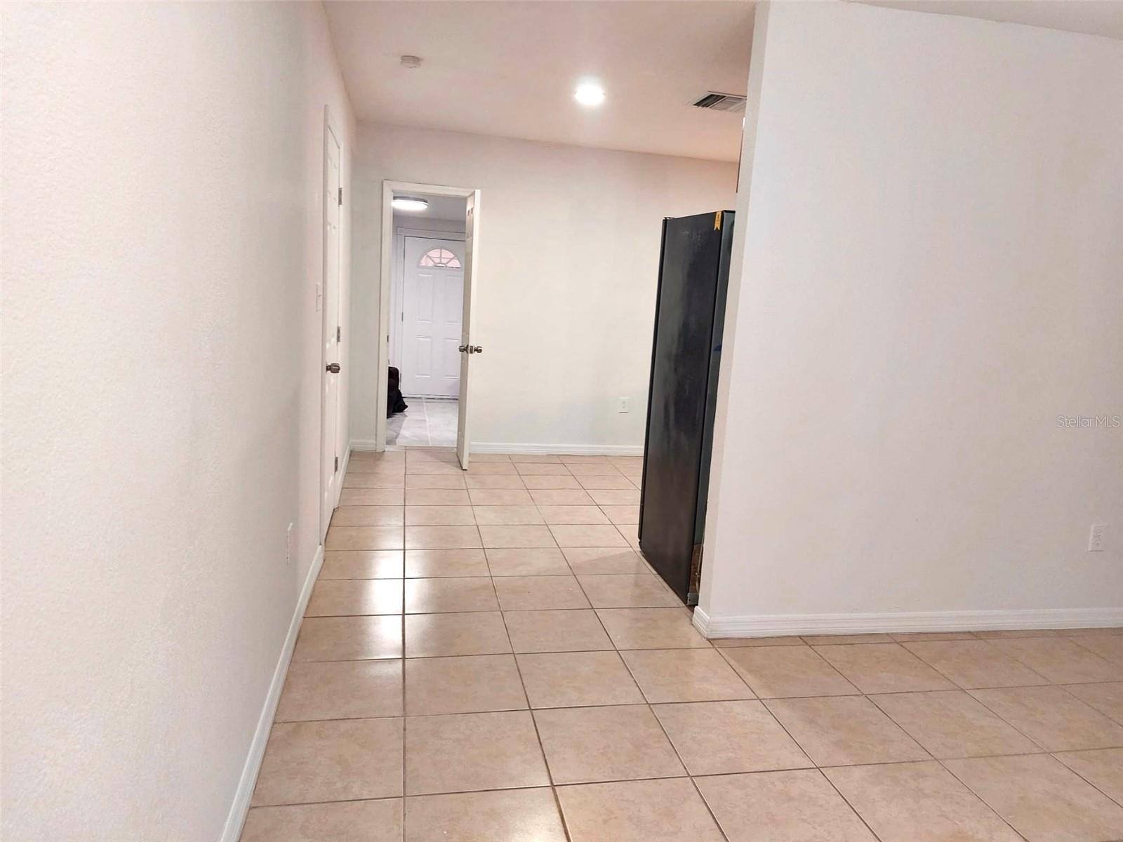 Image 25 of 41 For 2136 Rambla Street