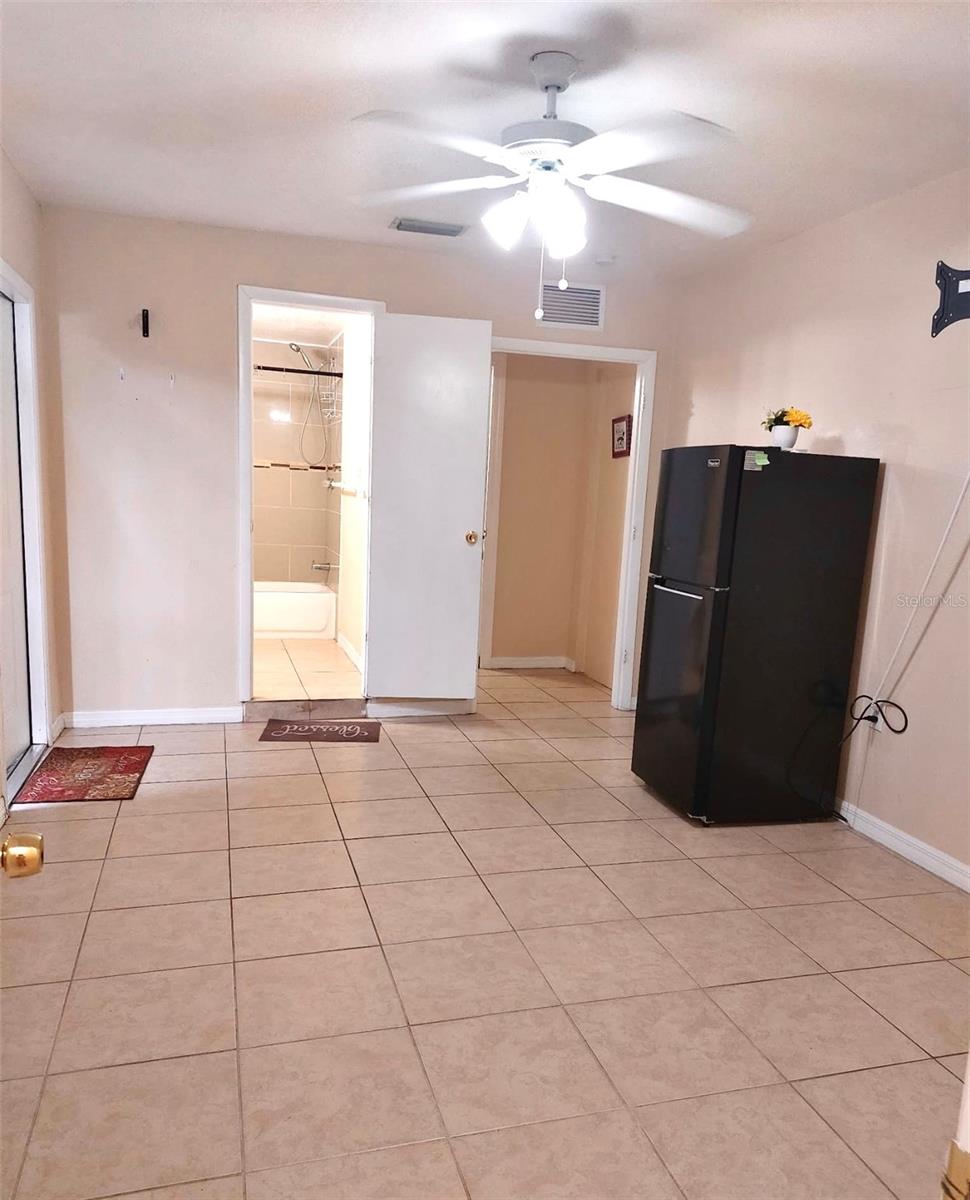 Image 26 of 41 For 2136 Rambla Street