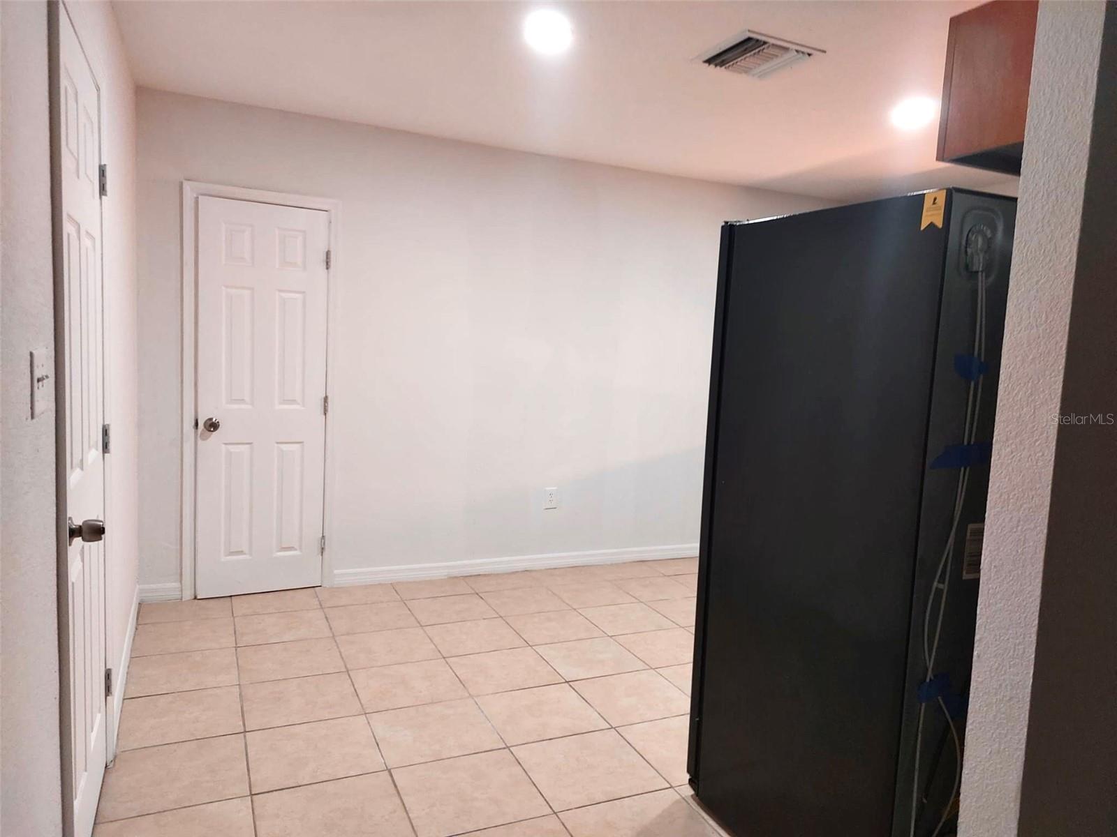 Image 29 of 41 For 2136 Rambla Street