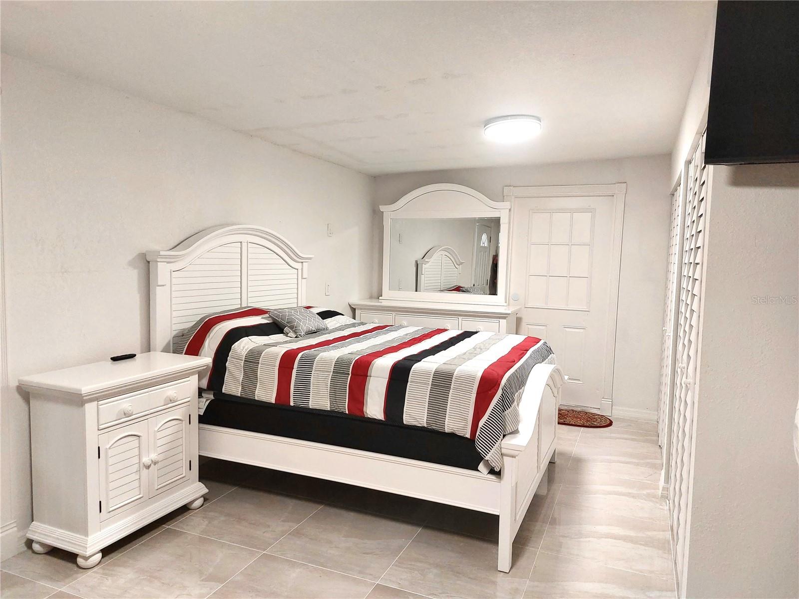 Image 4 of 41 For 2136 Rambla Street