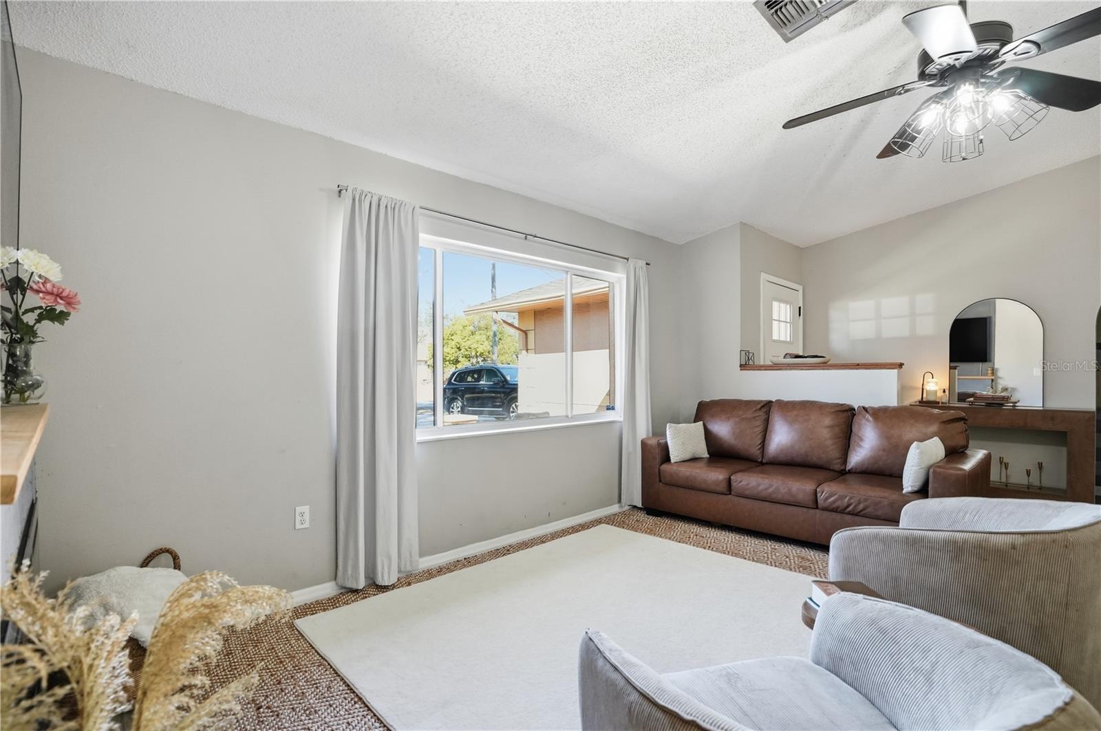 Image 12 of 47 For 4236 Bayridge Court