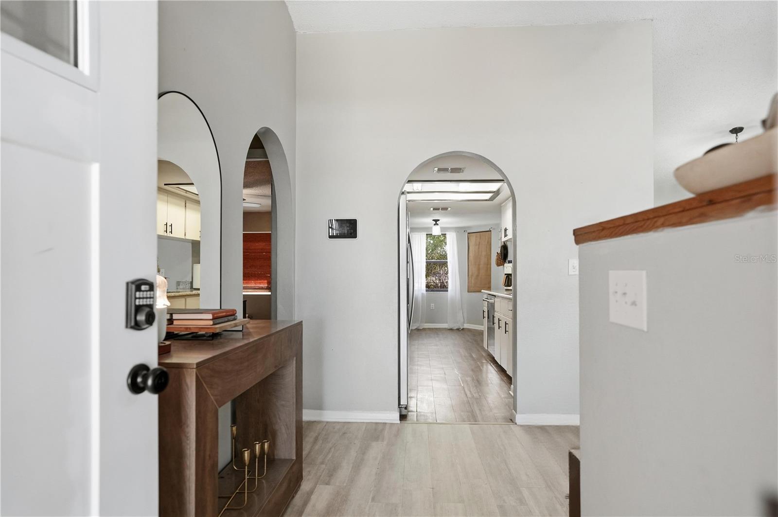 Image 6 of 47 For 4236 Bayridge Court