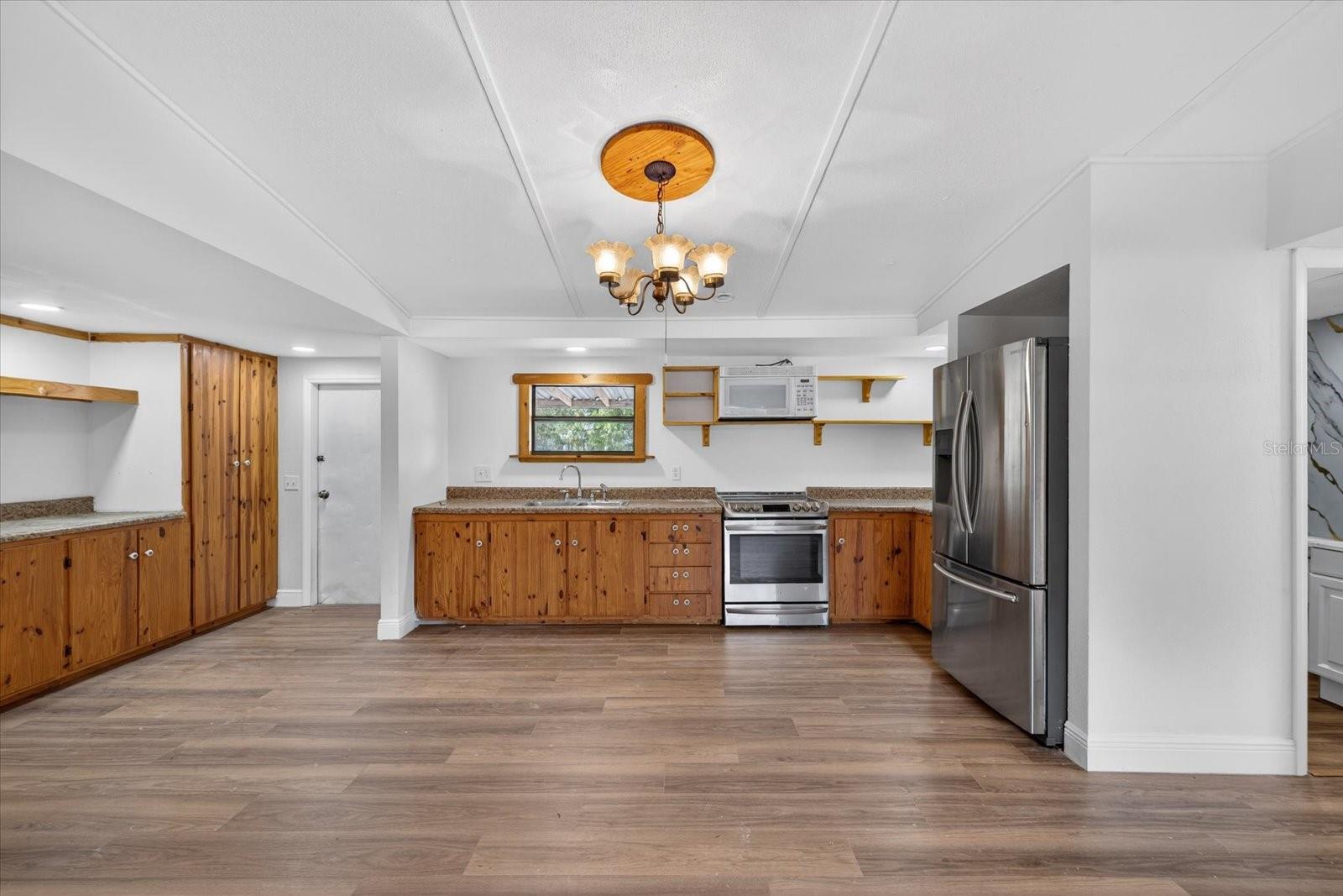 Image 5 of 29 For 18409 Rigsby Road