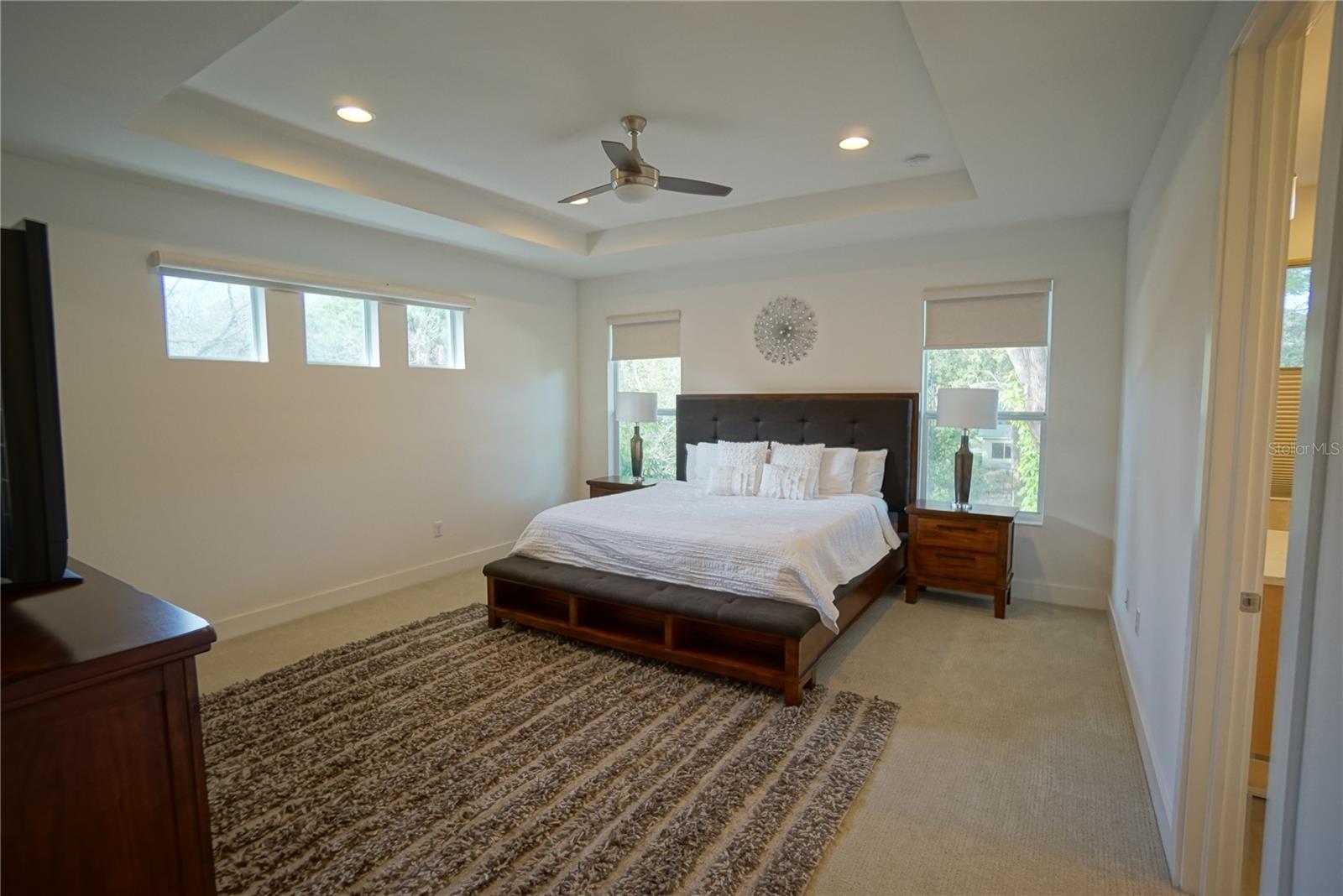 Image 12 of 24 For 209 Trask Street