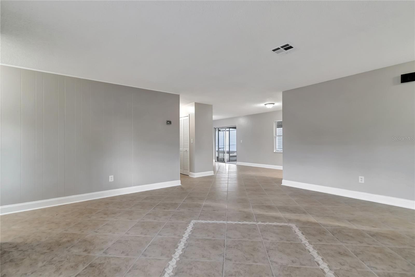 Image 6 of 30 For 2229 Elizabeth Drive