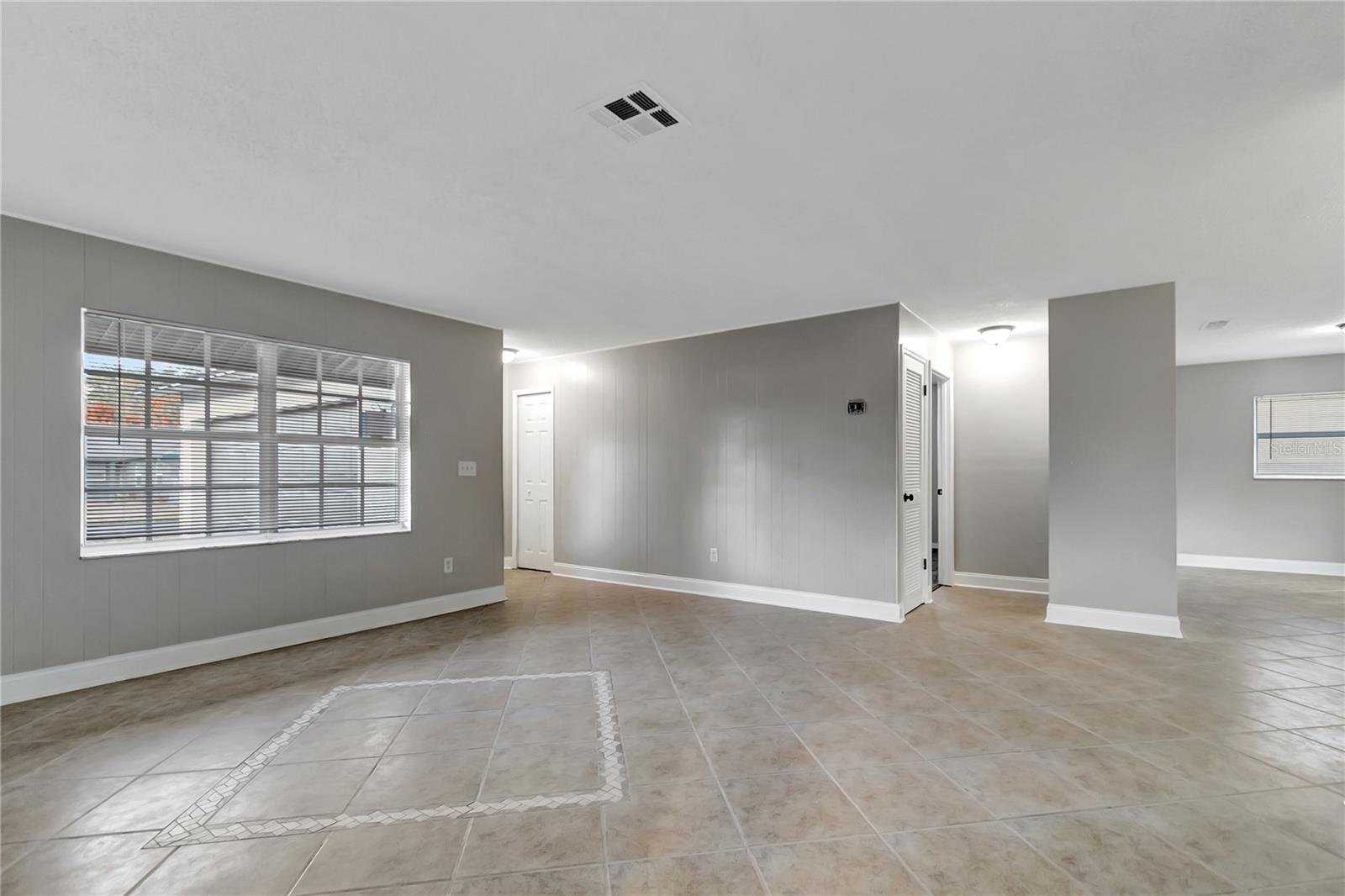 Image 7 of 30 For 2229 Elizabeth Drive