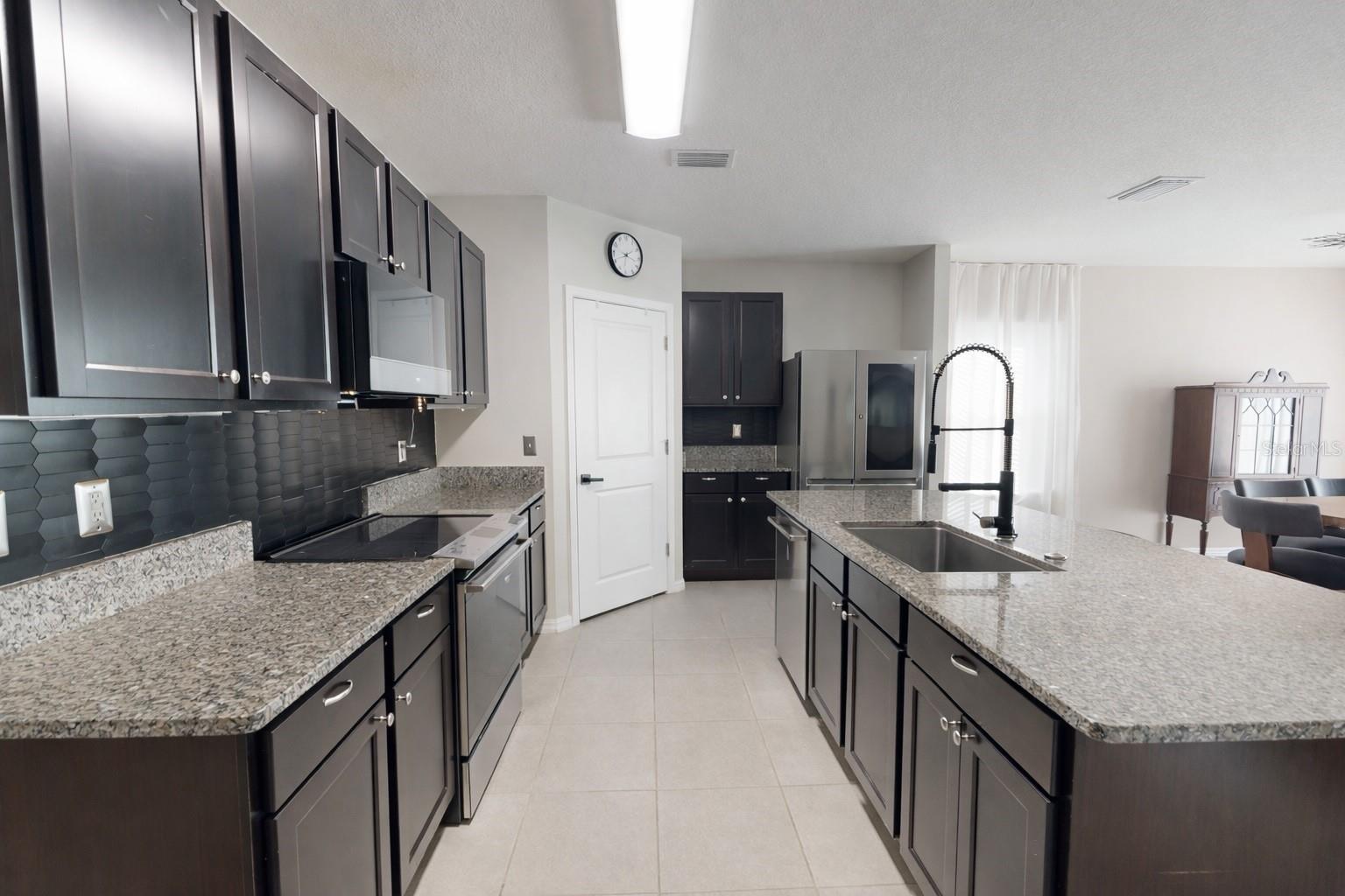 Image 5 of 19 For 11816 Myrtle Rock Drive