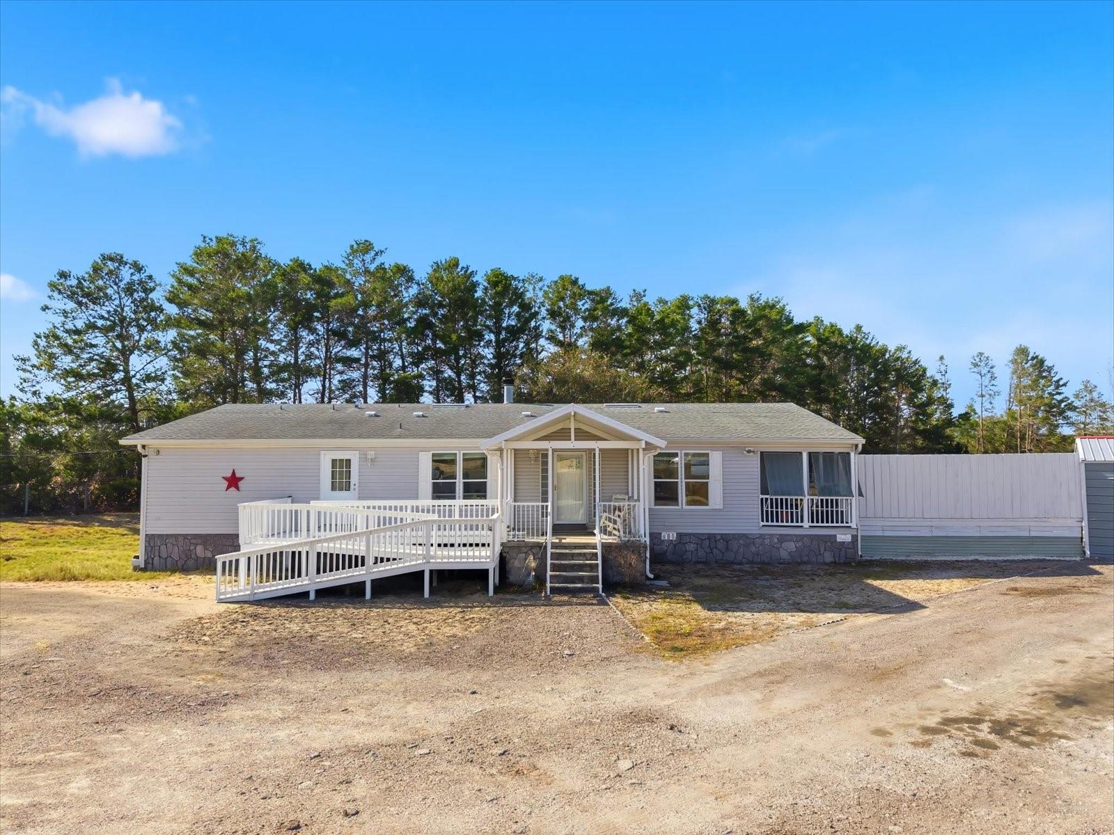 Image 14 of 38 For 13117 Hexam Road