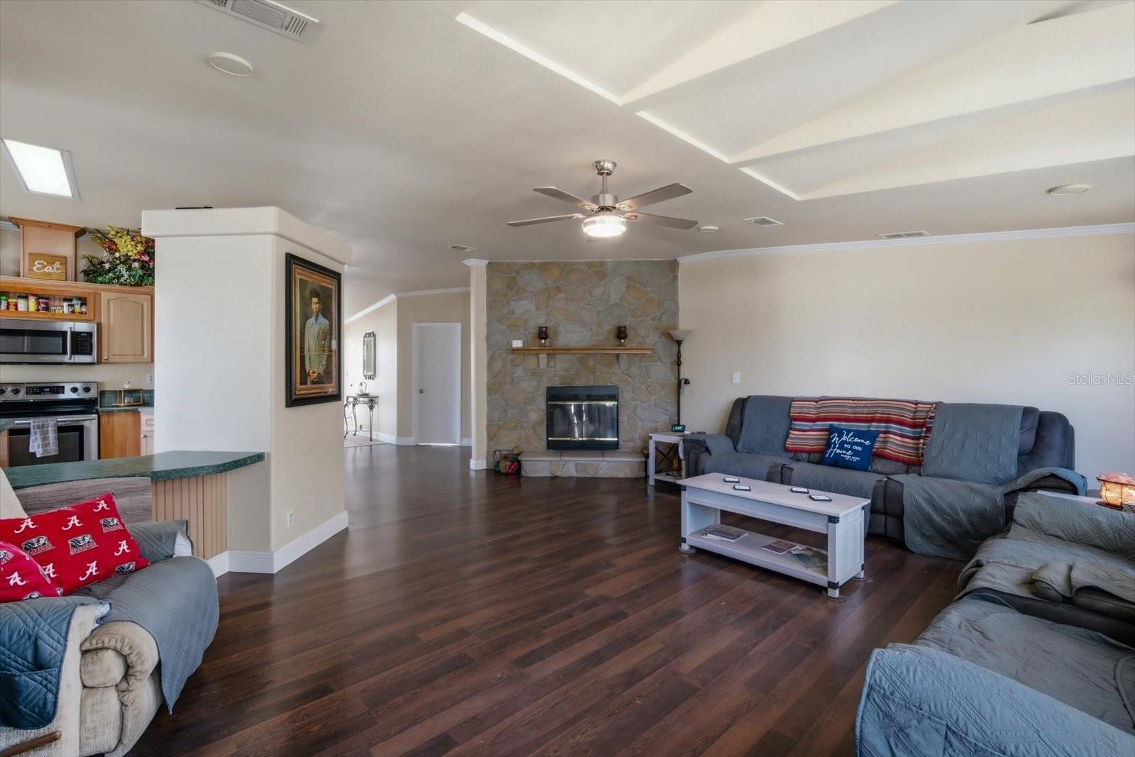 Image 25 of 38 For 13117 Hexam Road