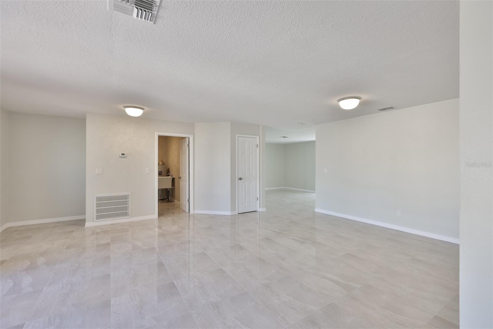 Image 15 of 55 For 6523 King Palm Way