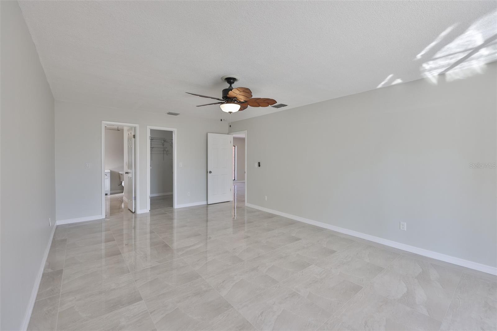 Image 23 of 55 For 6523 King Palm Way