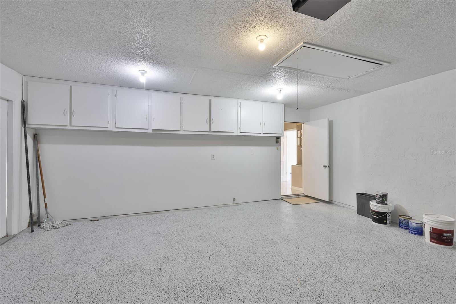 Image 25 of 55 For 6523 King Palm Way