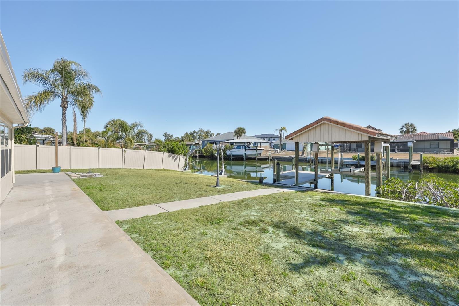 Image 46 of 55 For 6523 King Palm Way