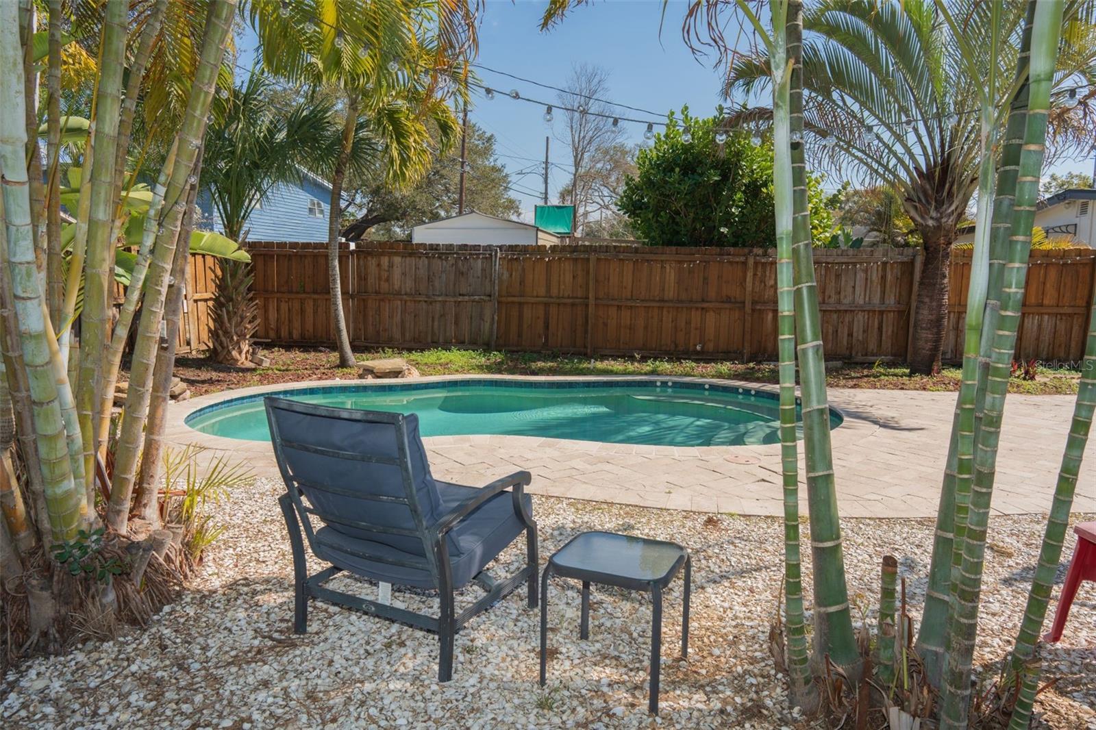 Image 29 of 40 For 619 Garland Street N