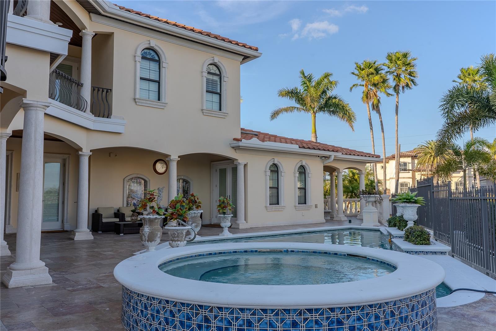 Image 10 of 62 For 3341 Gulf Boulevard