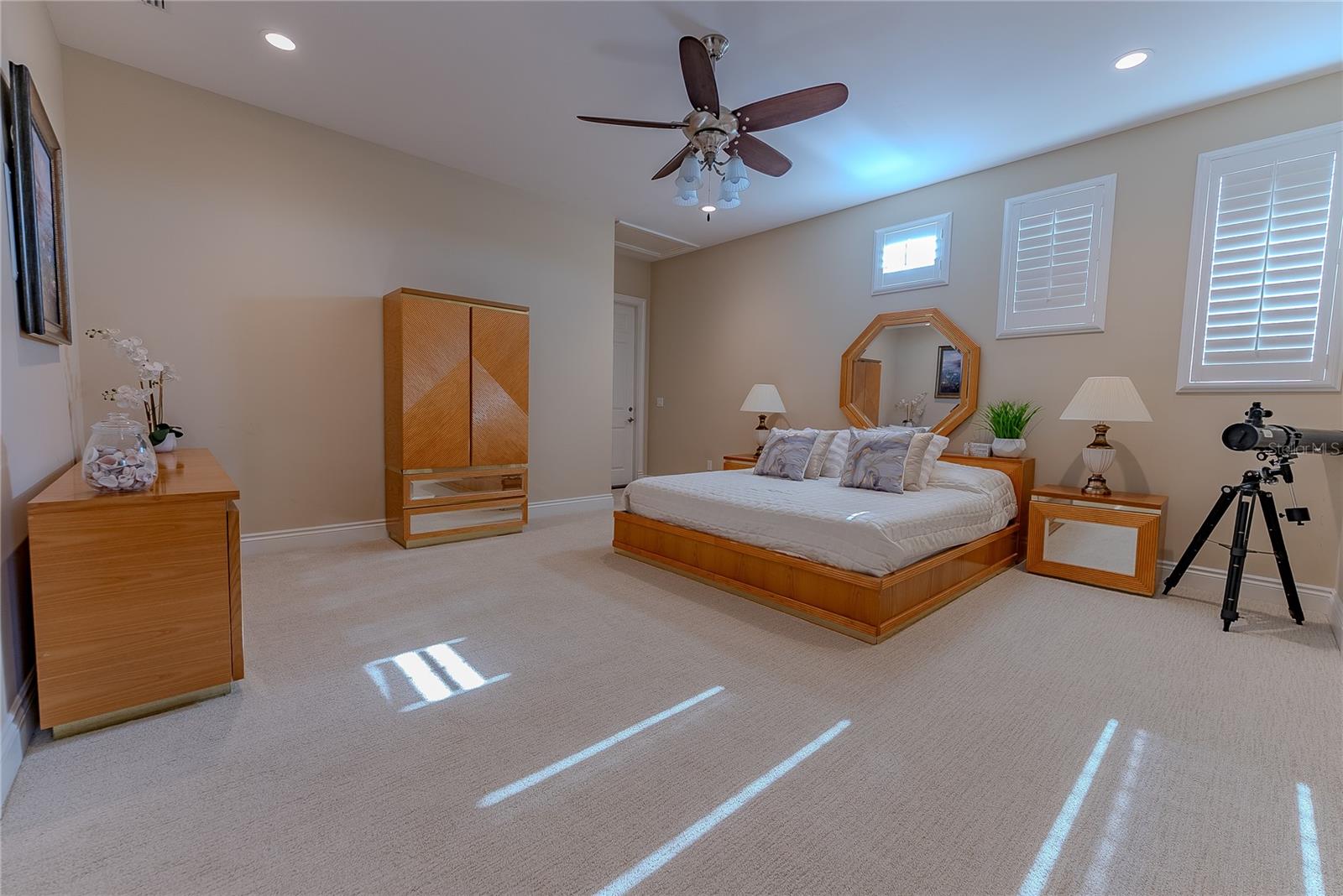 Image 39 of 62 For 3341 Gulf Boulevard