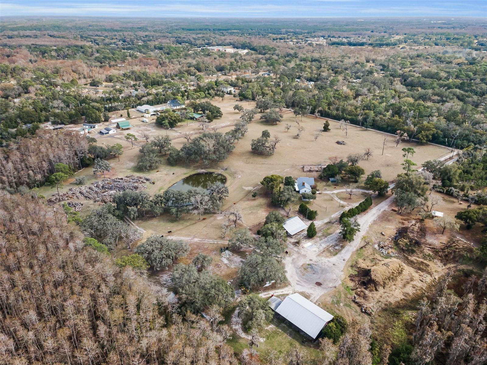 Listing photo id 12 for 7230 Old Homestead Road